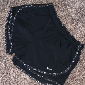 Nike shorts - black